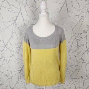 Banana Republic Colorblock 75% Linen Bamboo Round Neck Sweater